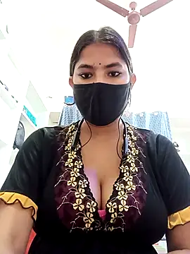 Hot radhaji online show from February 9, 4:27 pm