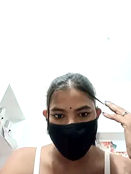 Hot radhaji online show from October 28, 12:15 pm