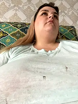 Snapshot of Vita6777 chatting on November 1, 8:52 am Vita6777 online show from November 1, 8:52 am