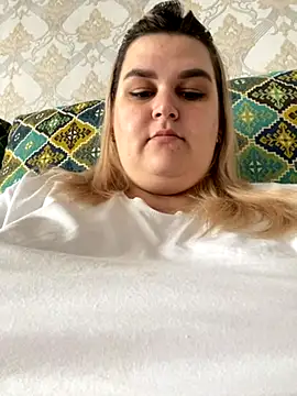 Snapshot of Vita6777 chatting on October 19, 5:10 am Vita6777 online show from October 19, 5:10 am