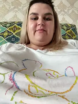 Snapshot of Vita6777 chatting on October 15, 10:23 am Vita6777 online show from October 15, 10:23 am