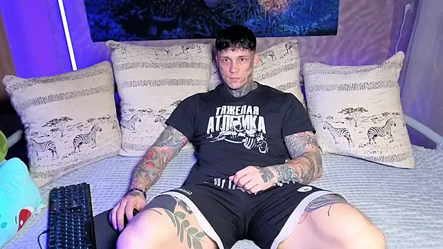 Snapshot of Anubisgods chatting on November 17, 5:44 am Anubisgods online show from November 17, 5:44 am