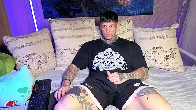 Snapshot of Anubisgods chatting on November 16, 5:34 am Anubisgods online show from November 16, 5:34 am