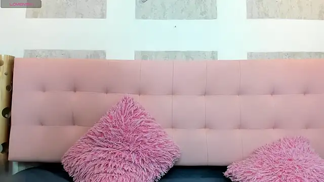 Snapshot of SamanthaFox_8 chatting on November 7, 10:31 am SamanthaFox 8 online show from November 7, 10:31 am