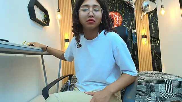 SamanthaFox 8 online show from February 24, 11:22 am