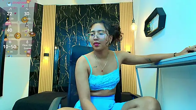 SamanthaFox 8 online show from April 19, 11:22 am