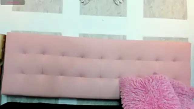 Snapshot of SamanthaFox_8 chatting on October 28, 10:47 am SamanthaFox 8 online show from October 28, 10:47 am