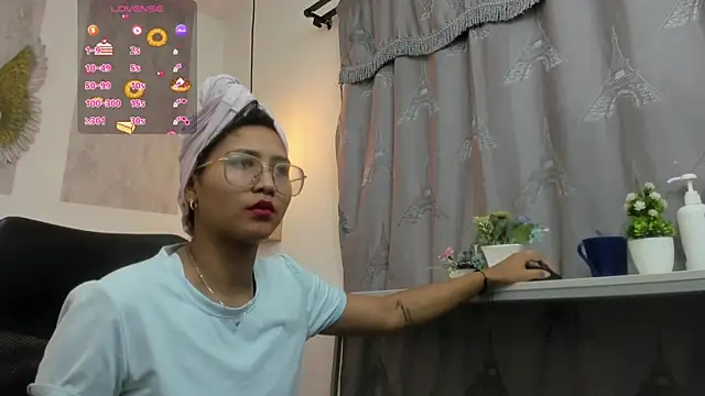 SamanthaFox 8 online show from December 19, 11:01 am