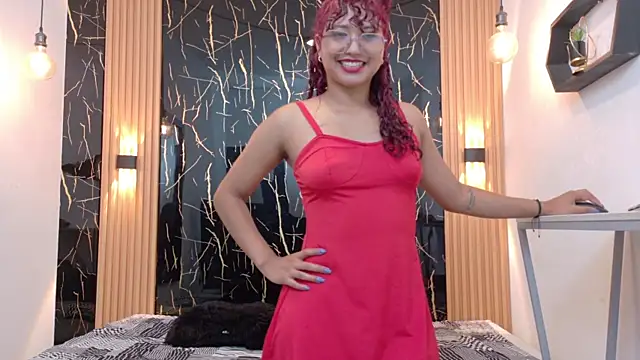 Snapshot of SamanthaFox_8 chatting on June 16, 11:21 am SamanthaFox 8 online show from June 16, 11:21 am