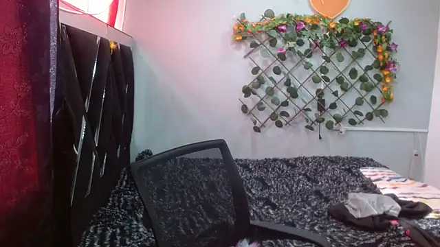 Melani ebony online show from March 7, 1:27 pm