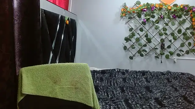 Melani ebony online show from March 28, 1:23 pm