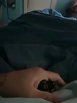 Steven-1989 online show from December 1, 7:15 pm