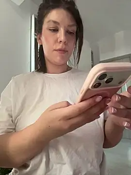 Snapshot of ClaraPasssion chatting on July 30, 12:59 pm ClaraPasssion online show from July 30, 12:59 pm