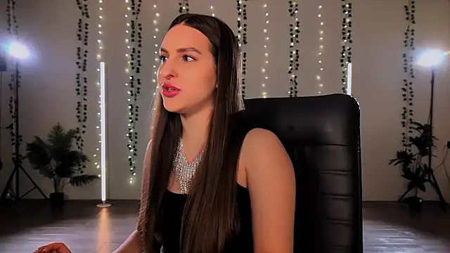 Alicia art  online show from November 13, 6:23 pm