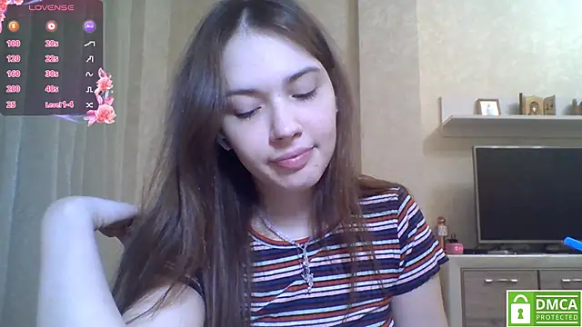 Snapshot of CeyaLier chatting on May 3, 10:13 pm CeyaLier online show from May 3, 10:13 pm
