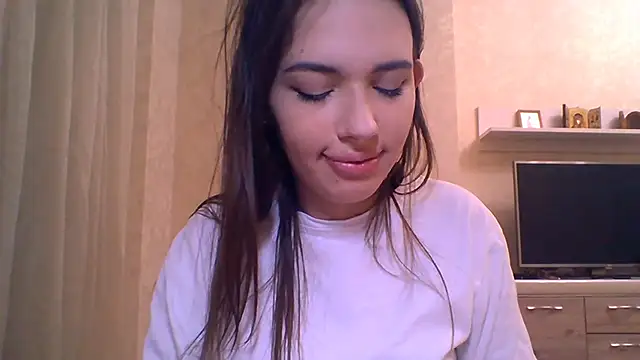 CeyaLier online show from December 2, 5:25 pm