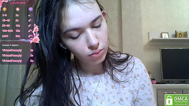 Snapshot of CeyaLier chatting on June 25, 7:41 pm CeyaLier online show from June 25, 7:41 pm