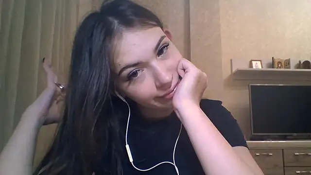 CeyaLier online show from November 6, 5:39 pm