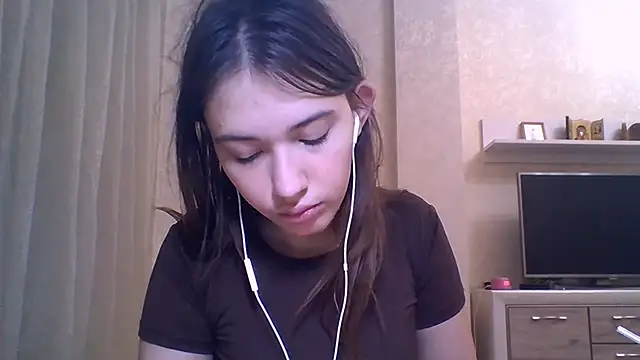 CeyaLier online show from October 30, 5:32 pm