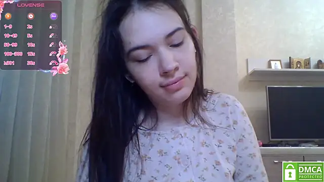 Snapshot of CeyaLier chatting on July 13, 4:50 pm CeyaLier online show from July 13, 4:50 pm