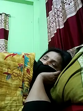 Megla879 online show from November 13, 4:00 pm