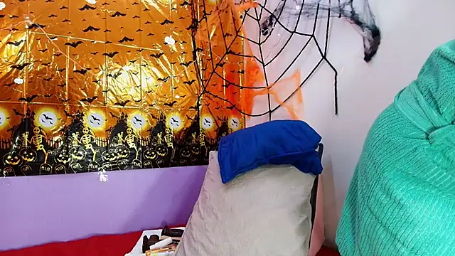 lu mystic online show from October 8, 1:23 pm