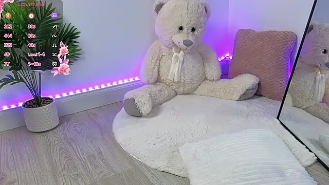 Alexaaa01  online show from October 14, 11:55 am