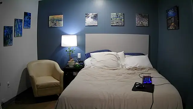 Fuck-Buddy-4U online show from October 27, 12:00 am