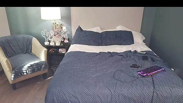 Fuck-Buddy-4U online show from November 23, 4:50 pm