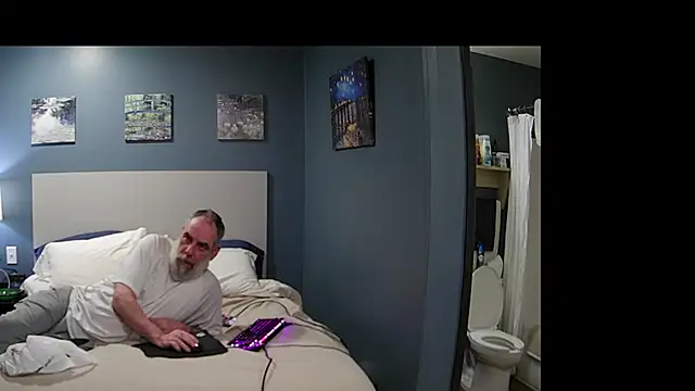 Fuck-Buddy-4U online show from October 31, 2:19 am