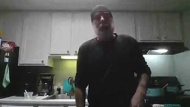 Snapshot of Fuck-Buddy-4U chatting on January 14, 11:30 pm Fuck-Buddy-4U online show from January 14, 11:30 pm