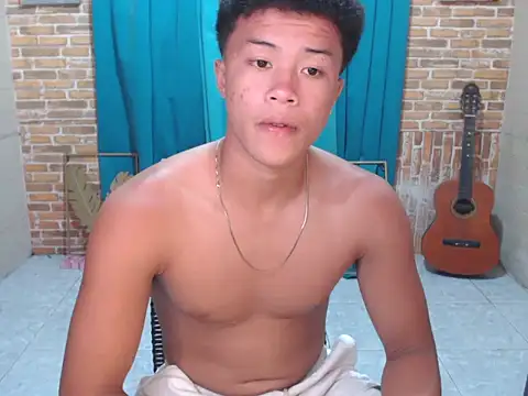 Snapshot of ur_naughtyboy_patrick chatting on November 19, 1:44 pm ur naughtyboy patrick online show from November 19, 1:44 pm