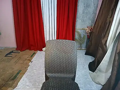 Snapshot of ur_naughtyboy_patrick chatting on October 26, 1:50 am ur naughtyboy patrick online show from October 26, 1:50 am