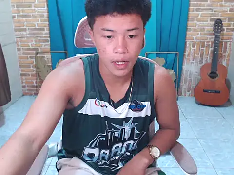 Snapshot of ur_naughtyboy_patrick chatting on November 28, 11:27 pm ur naughtyboy patrick online show from November 28, 11:27 pm