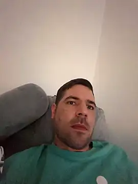 Snapshot of chibrax918 chatting on November 28, 1:28 am chibrax918 online show from November 28, 1:28 am