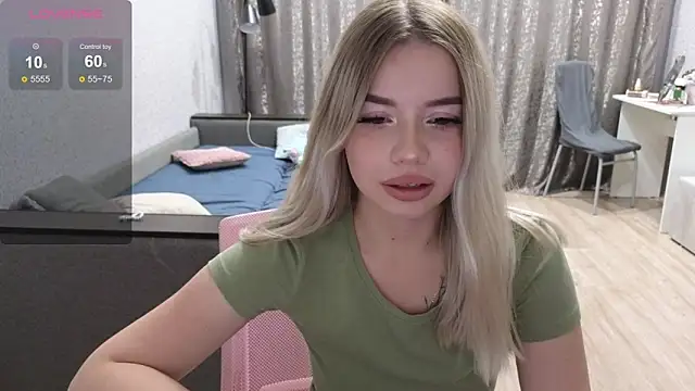 Mayyyyyyyymayyyyyy online show from October 11, 10:33 pm