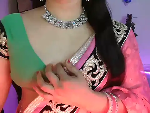 Snapshot of Royal_zara chatting on October 27, 6:42 pm Royal zara online show from October 27, 6:42 pm