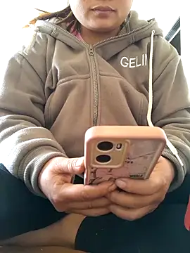 limely- online show from November 24, 6:02 am