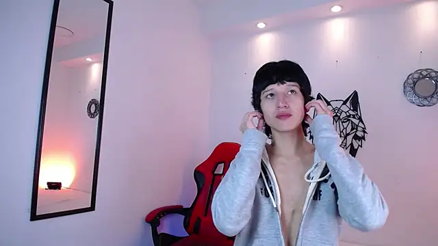 Emo Boy  online show from December 15, 1:28 pm