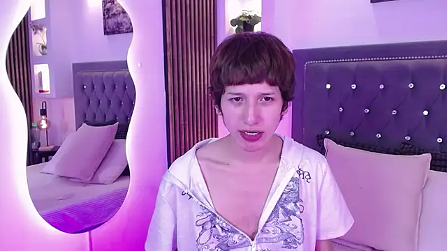 Emo Boy  online show from May 3, 8:45 pm