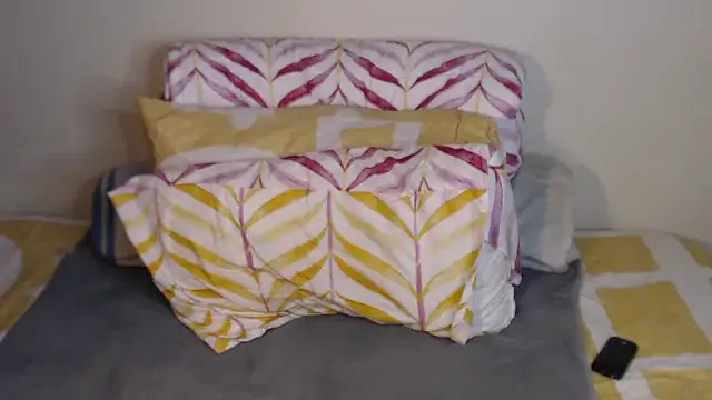 Tillah87 online show from October 24, 7:24 pm