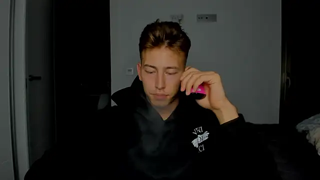 find0m master online show from March 25, 10:30 pm