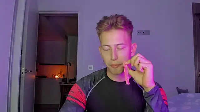 find0m master online show from December 22, 9:48 pm