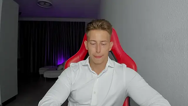 find0m master online show from November 6, 10:14 pm