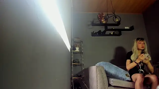 Oasis Fairy online show from October 29, 8:08 pm