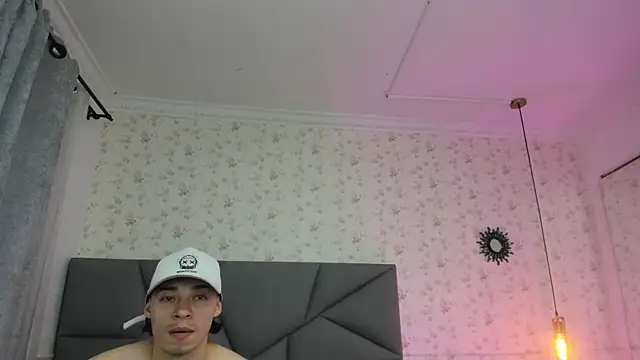 nicollandjhon online show from January 9, 11:17 am