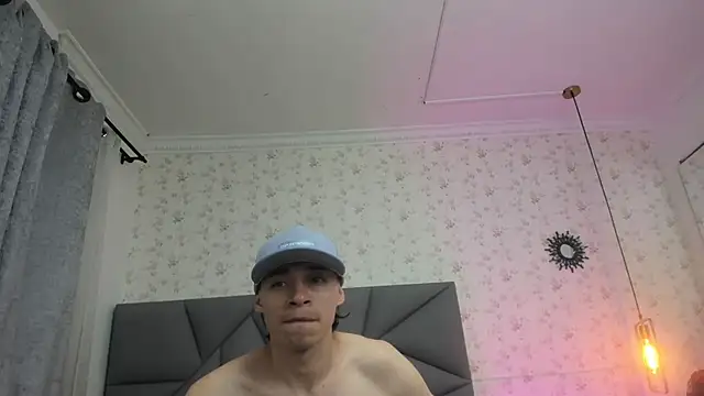 nicollandjhon online show from January 7, 11:26 am