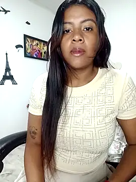 vannesitha25 online show from October 10, 1:56 pm