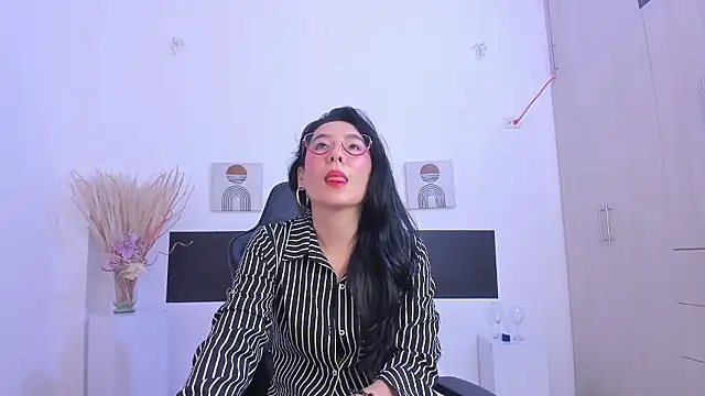 anna maya77 online show from January 8, 9:21 pm