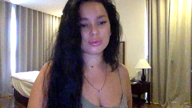 Fayronna online show from February 18, 4:43 am